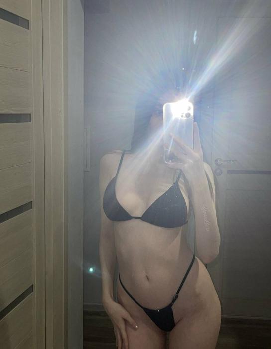 Katya (24)