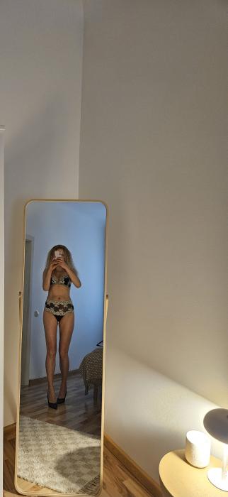 Allise (31)