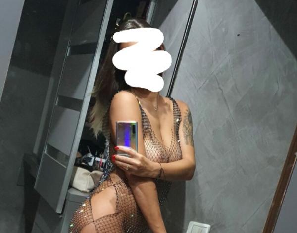 Katrin (25)