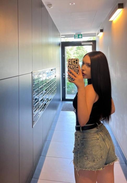Alina (20)