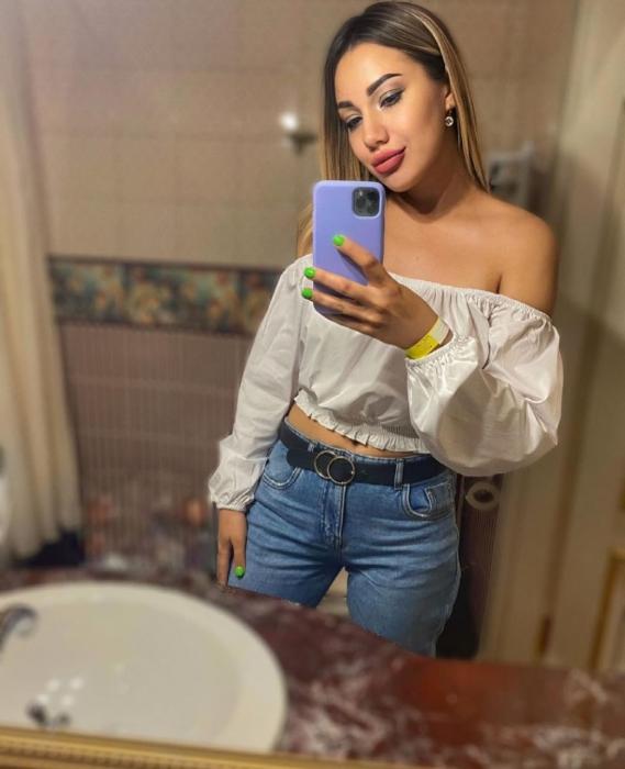 Маша (25)
