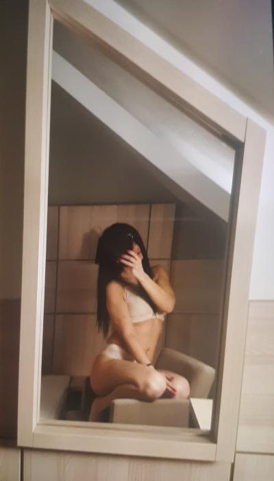 Molly (31)