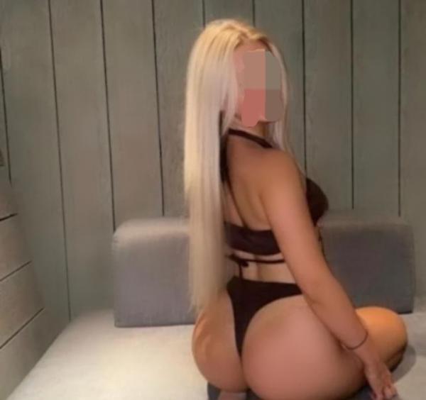 Kristina (28)