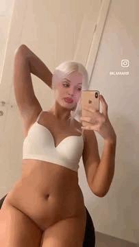 WhatsApp ONLY️ (20)