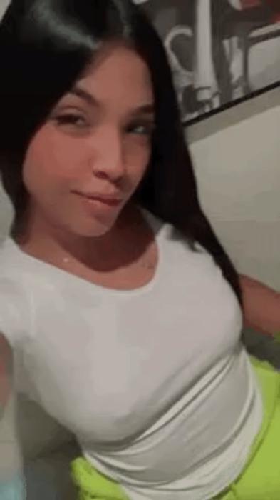 Abbie (22)