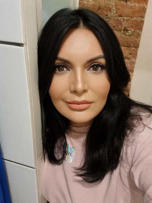 Oksana (40)