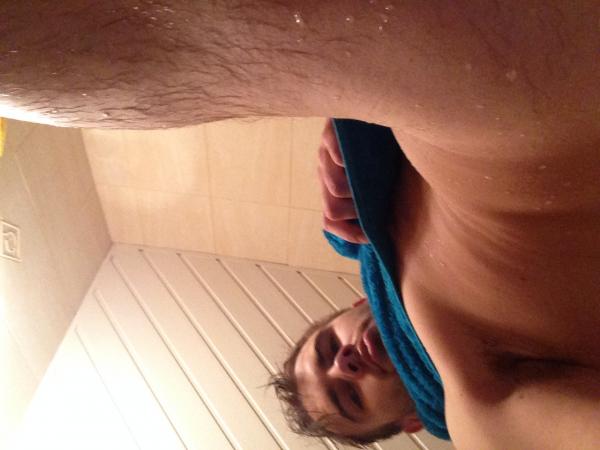 Alex (25)