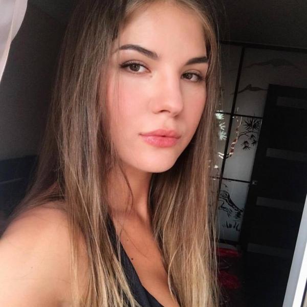 Linda (23)