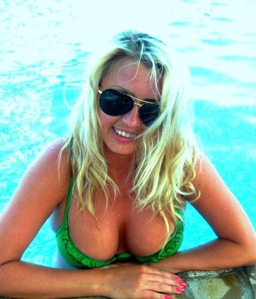 Anna (22)