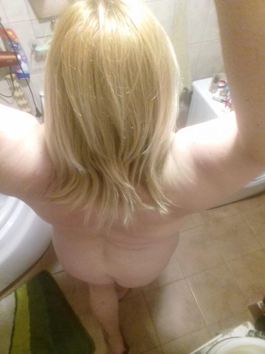 J (35)