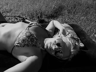 ES... (34)