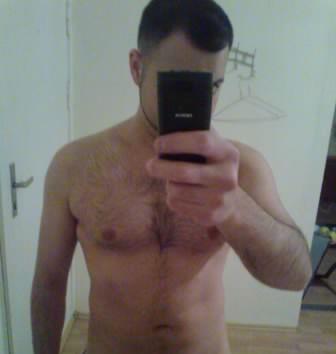 V (33)