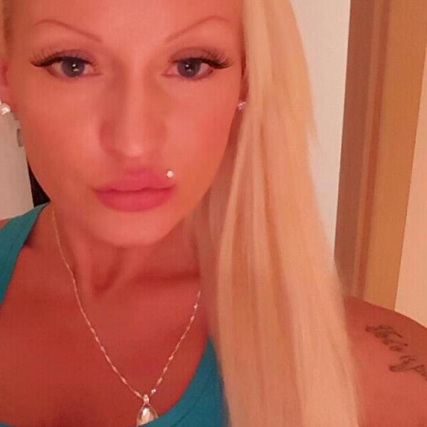 Blondiine (27)