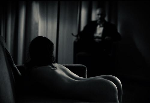 Black (32)
