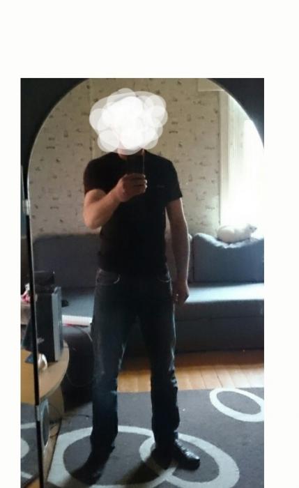 Es (32)