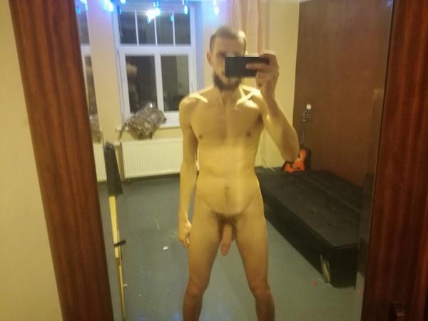 M (28)