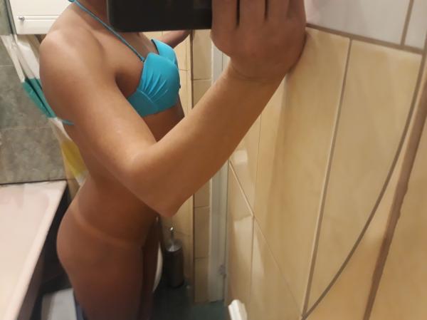 ALINA (27)