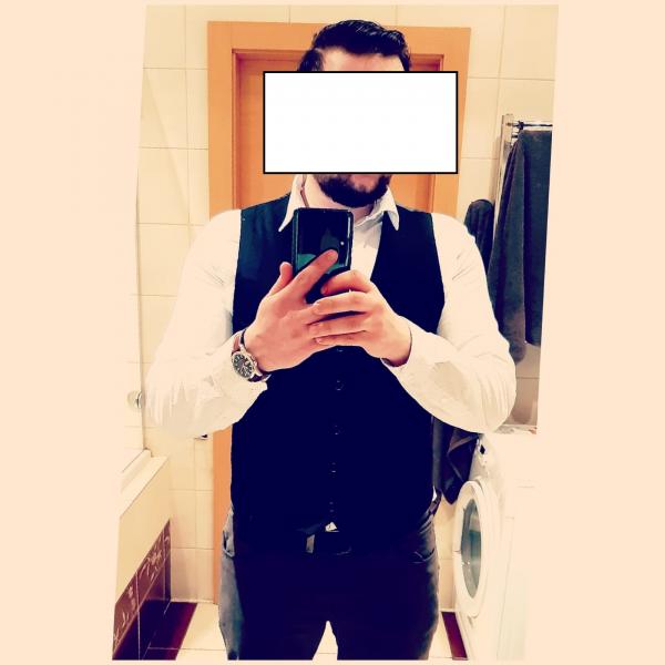 M (30)