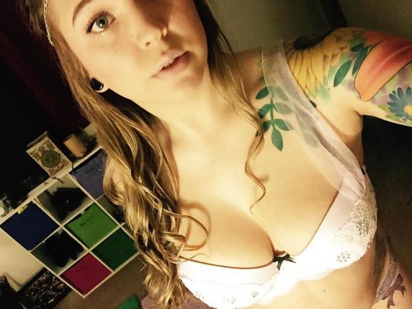 E (25)