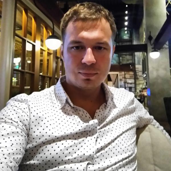 Alex (34)