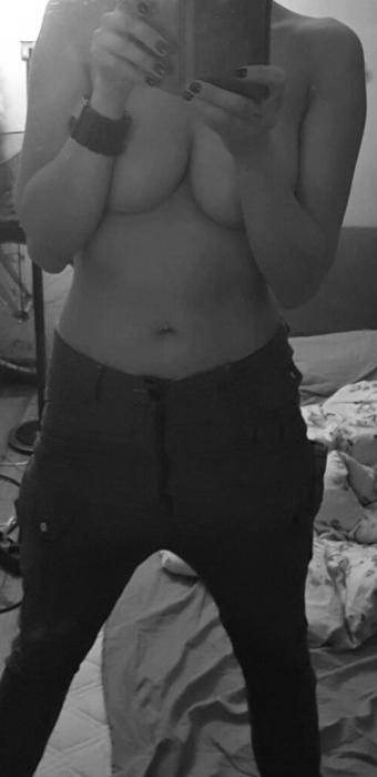 J (28)