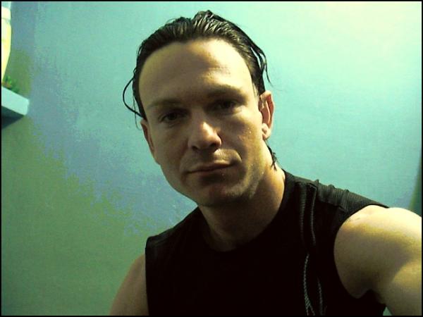 gay (32)
