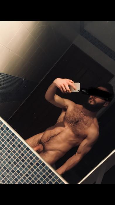 :) (21)