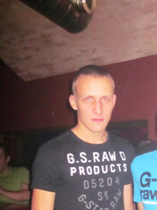 J (30)
