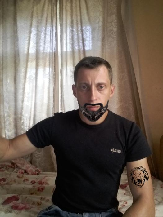 Andrej (37)