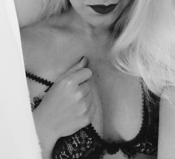 Sharlotta (27)