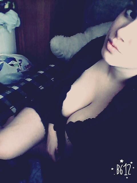 :) (21)