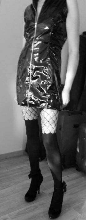 Strap-on (41)