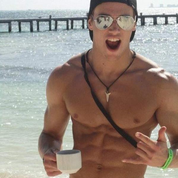 Alex (39)