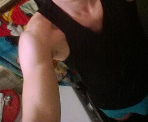  (32)