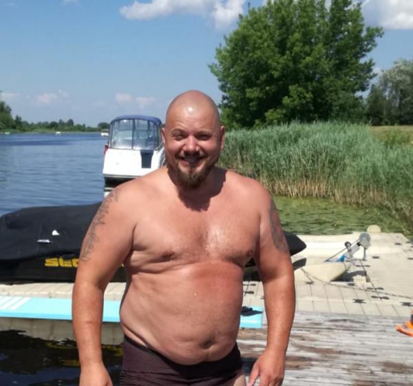 Andris (30)
