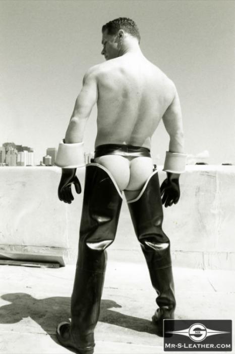 groom (53)