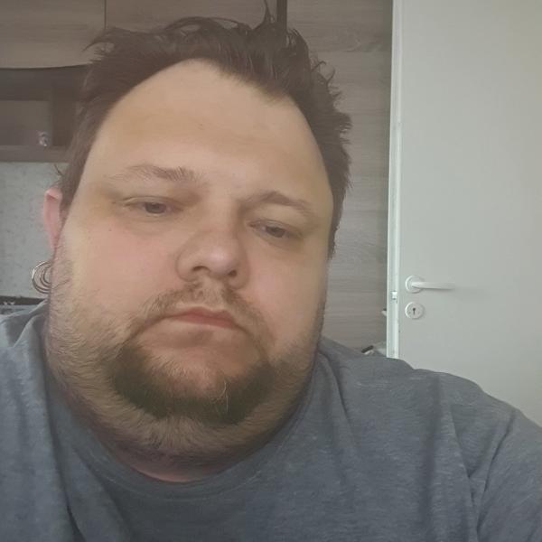 Andris (33)