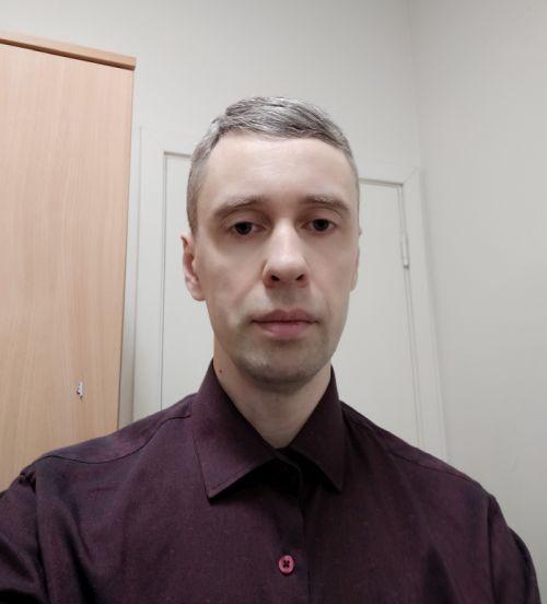  (39)