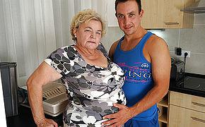 Arnolds (40)