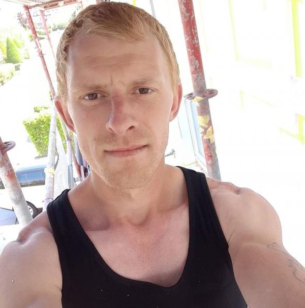 Kaspars (30)