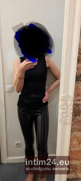 Vera (47)