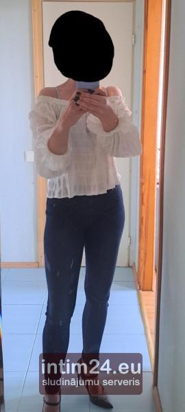 Vera (45)