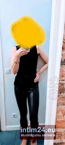 Vera (45)