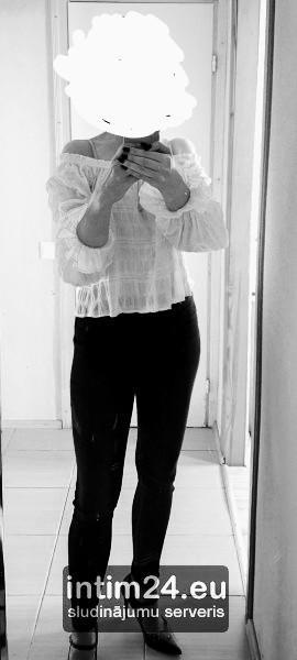 Vera (47)