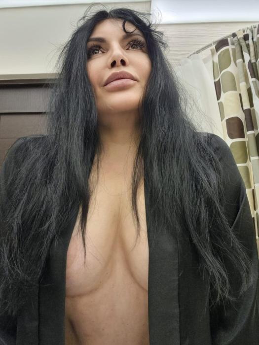 Oksana (39)
