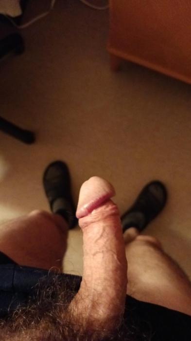 Aleksejs (51)