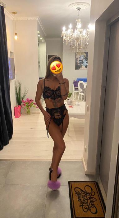 Diamond (25)