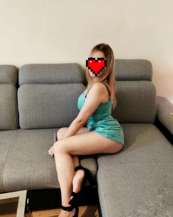 Milana (25)