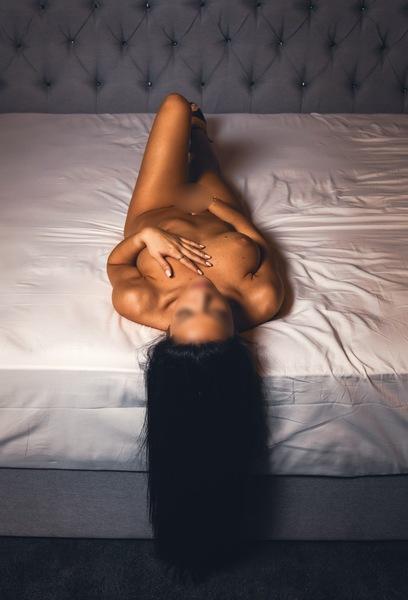 Julia (29)