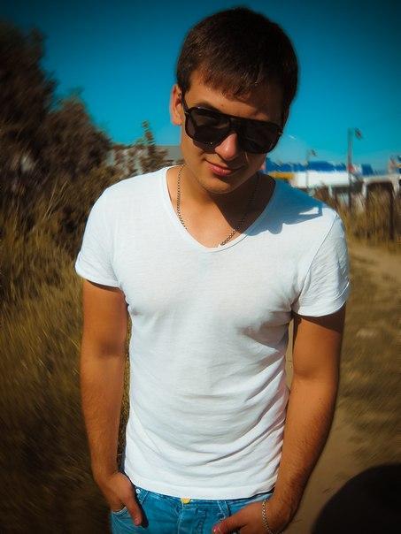 Pavel (26)